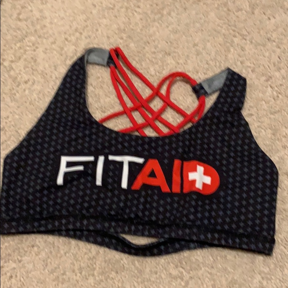 Born primitive sports bra